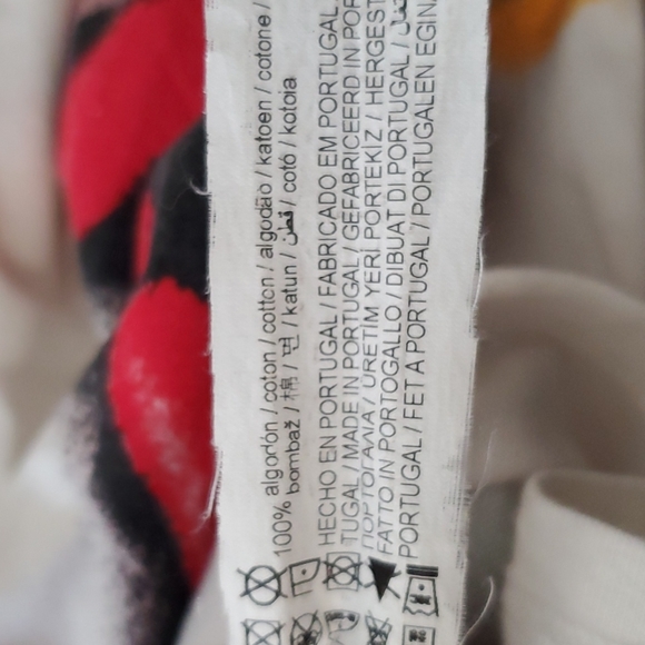 Pull & Bear x Disney Collab Mickey Mouse graffiti tshirt - Picture 7 of 8